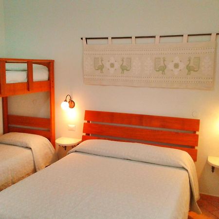 Bed and Breakfast Nuraghe Bianco Santa Maria la Palma Exterior foto