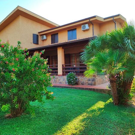 Bed and Breakfast Nuraghe Bianco Santa Maria la Palma Exterior foto